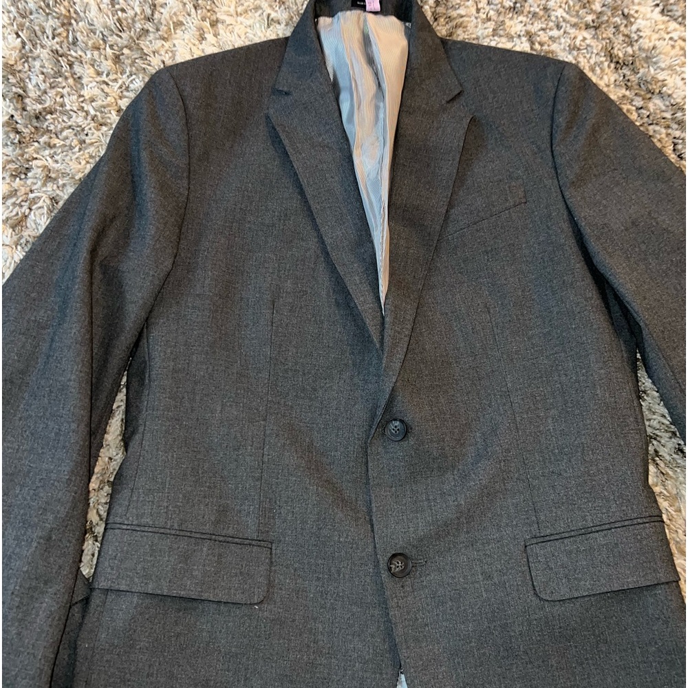 J. Ferrar Slim Fit Suit Pants and jacket 🔥🔥42L 34W32L.